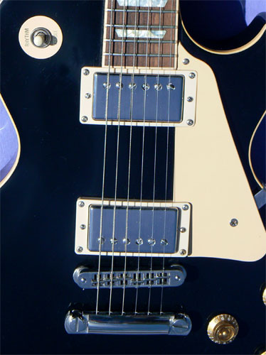 2004 Gibson Les Paul Standard. Ebony